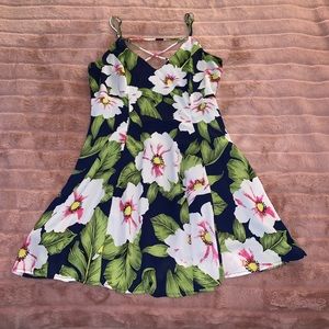 Forever 21 floral dress 🌼